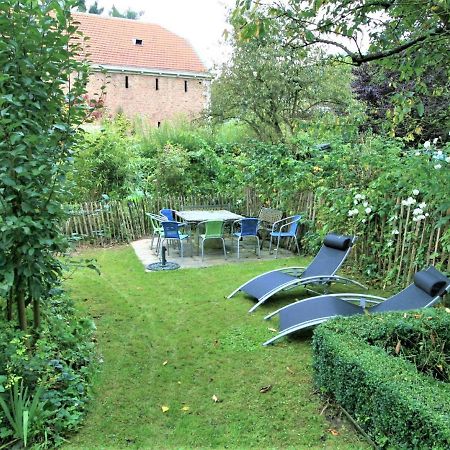 Enchanting Cottage With Terrace Garden Hamoir Bagian luar foto