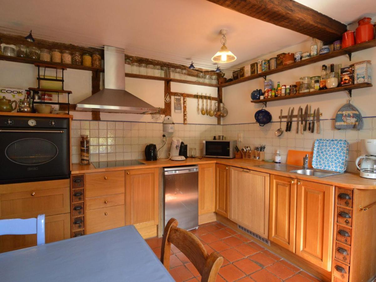 Enchanting Cottage With Terrace Garden Hamoir Bagian luar foto