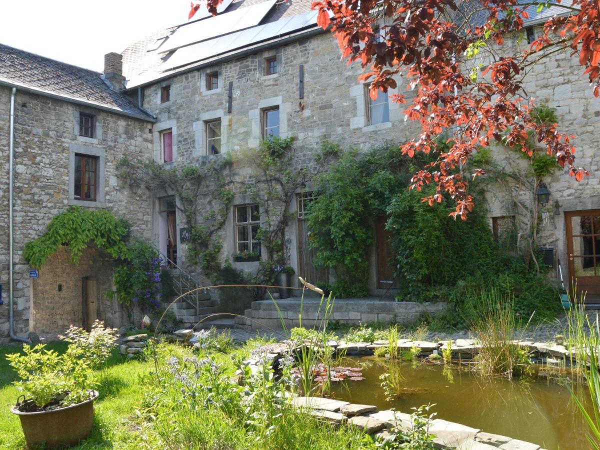 Enchanting Cottage With Terrace Garden Hamoir Bagian luar foto